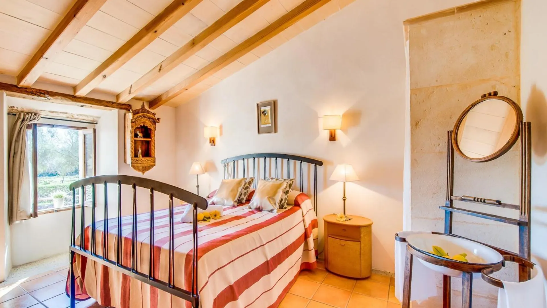 Hébergement de vacances Charming Country House With Pool View Sencelles Espagne