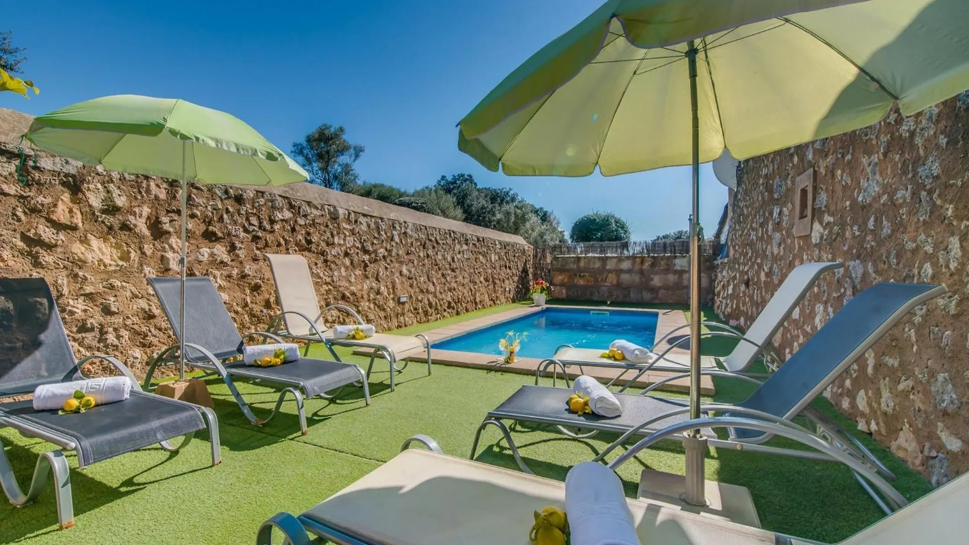 Charming Country House With Pool View Sencelles Hébergement de vacances